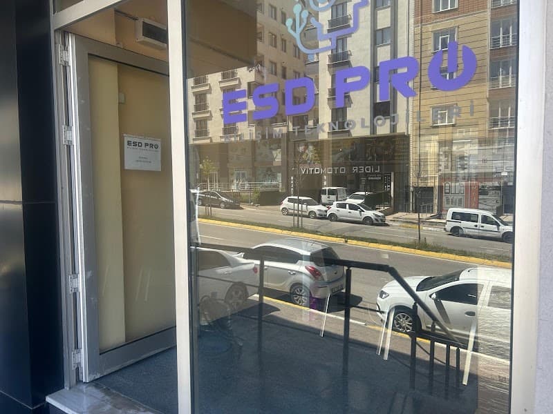 ESD Pro Bilişim Teknolojileri görseli