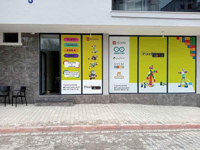 Mersin Robotik ve Kodlama Atölyesi | PixelCodeLab görseli