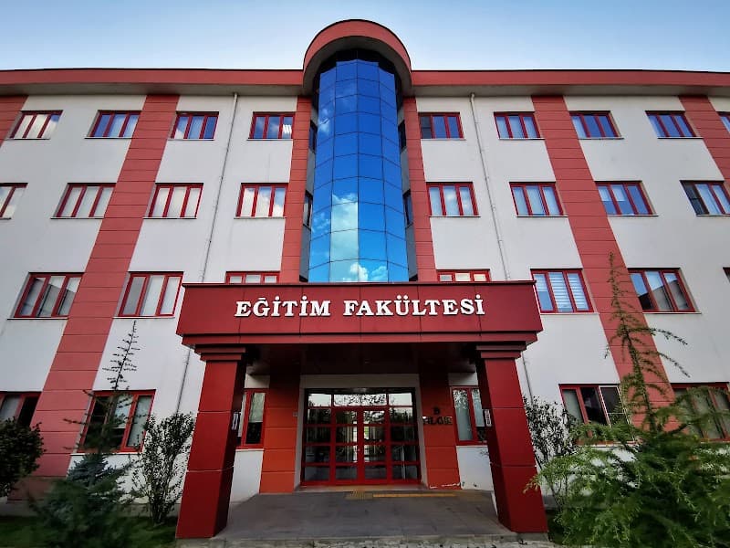 Gaziantep Üniversitesi Gaziantep Eğitim Fakültesi görseli